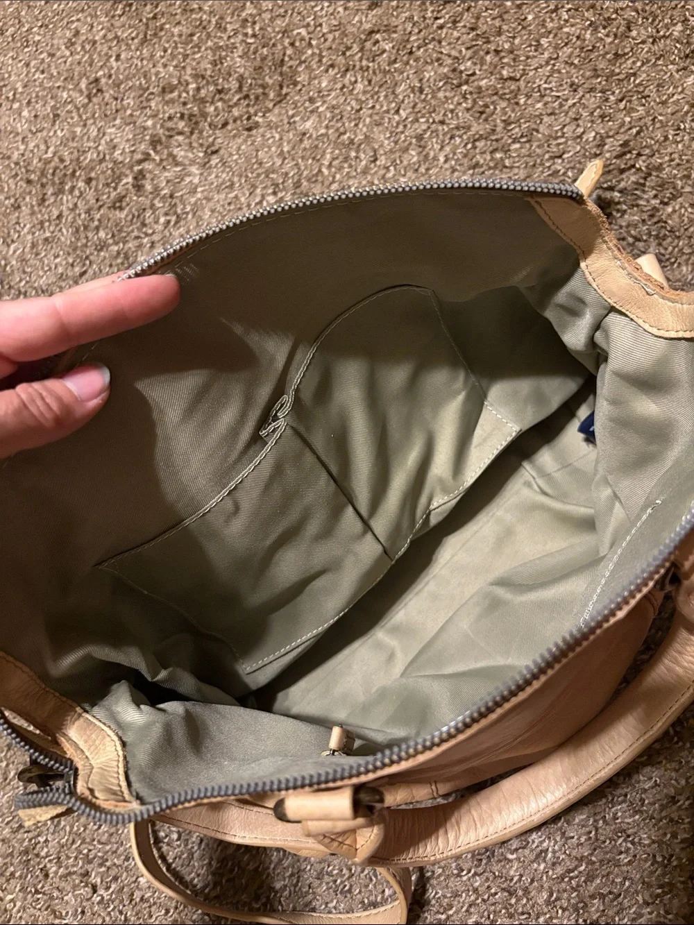 American Leather Co Cream Leather Shoulder Bag